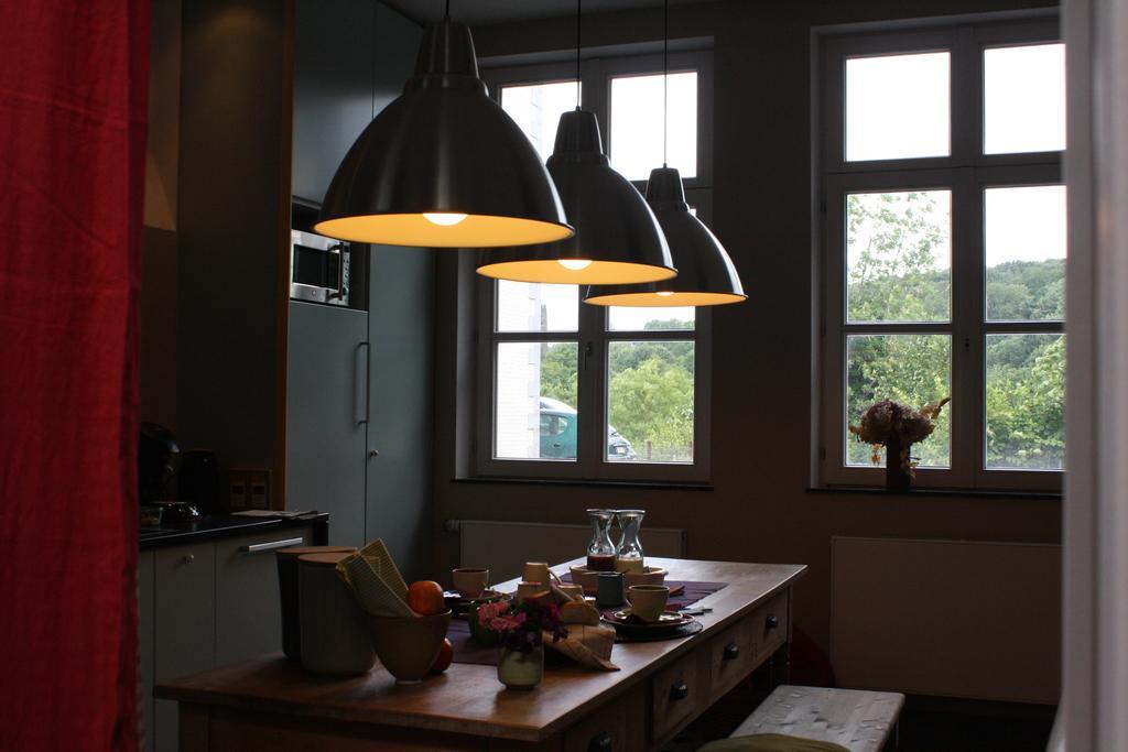 B&B Les Dependances Namur Bagian luar foto