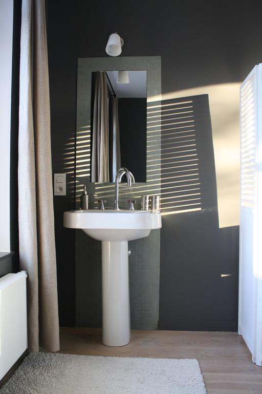 B&B Les Dependances Namur Ruang foto